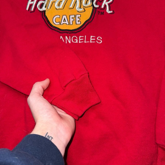 Hard Rock Café Los Angelos 90s Vintage Red Crewneck Sweater - Picture 5 of 5